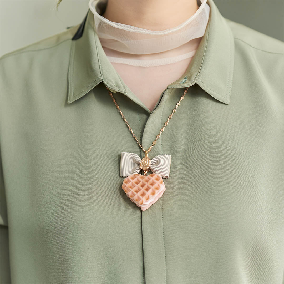 chocolate chip necklace made in Japan