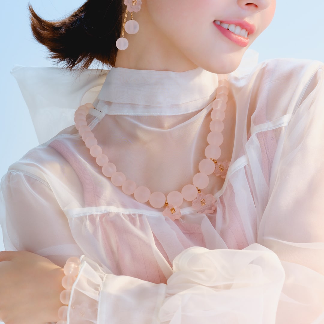 chocolate chip necklace made in Japan