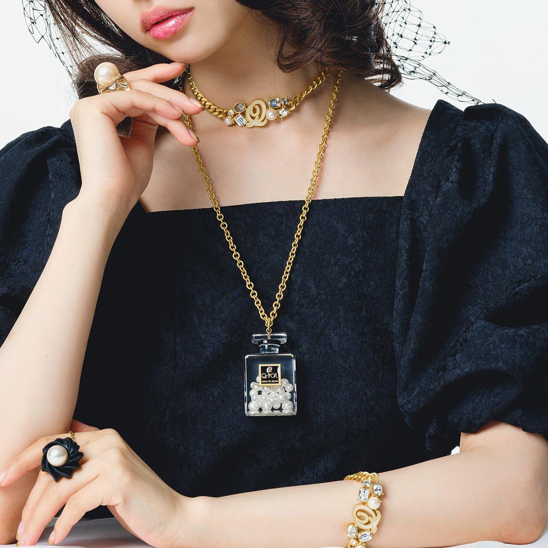 Pearl Perfume Bottle Necklace【Japan Jewelry】 – Japan Jewelry Brand Q-pot. Online Shop