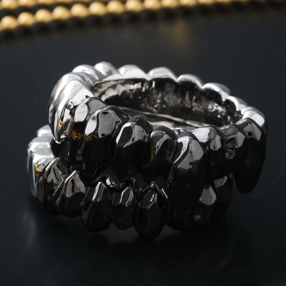 【Poppy Collaboration】Spike Teeth Ring (Black & Silver)