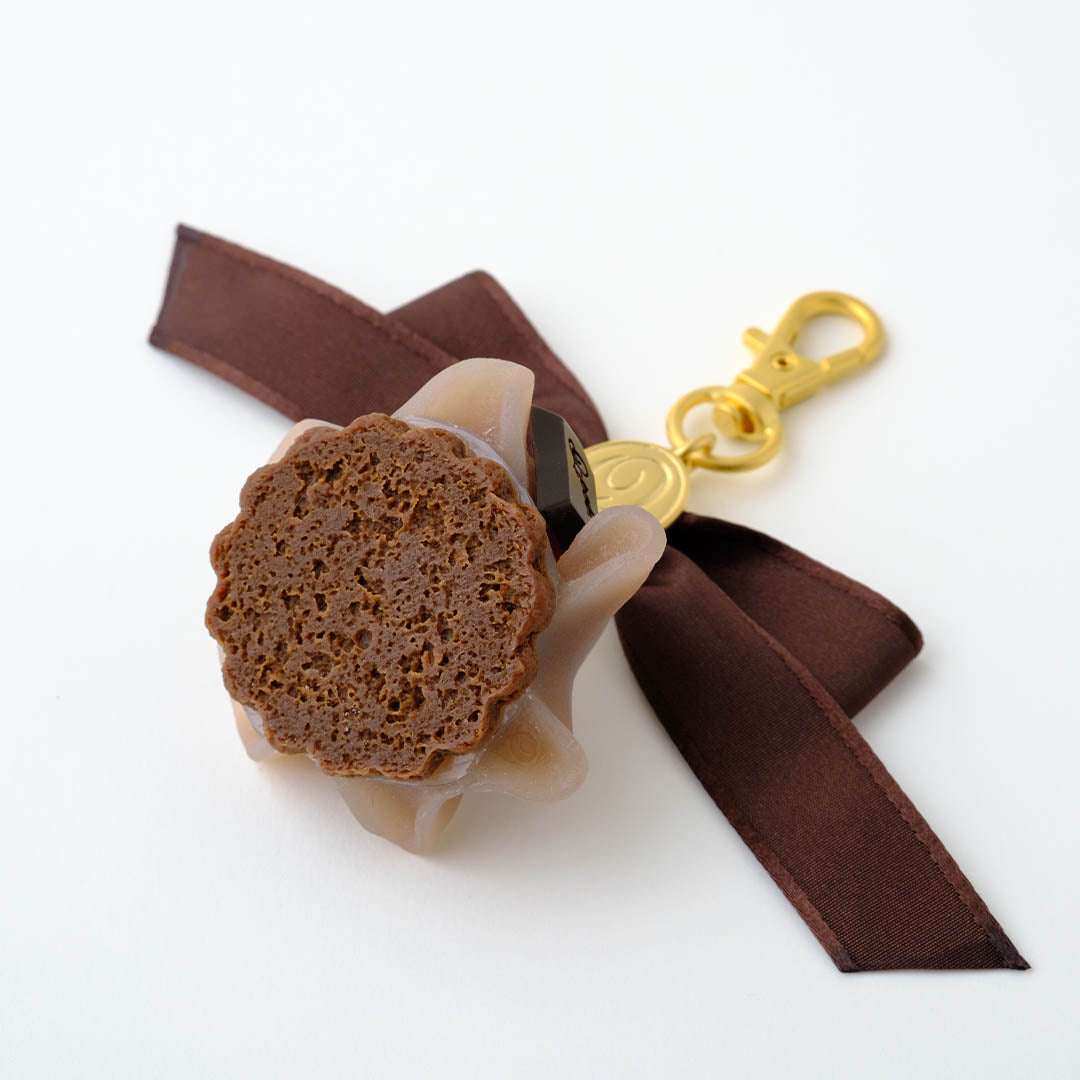 Chocolate Ghost Cake Bag Charm【Japan Jewelry】