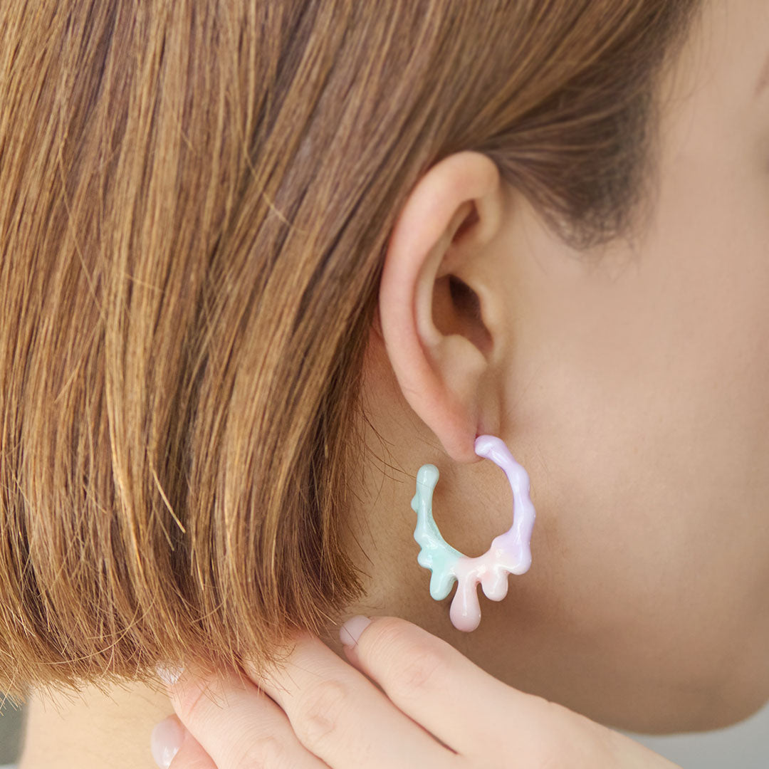 Melty Melt Hoop Pierced Earring (Cotton Candy / 1 Piece)【Japan Jewelry】