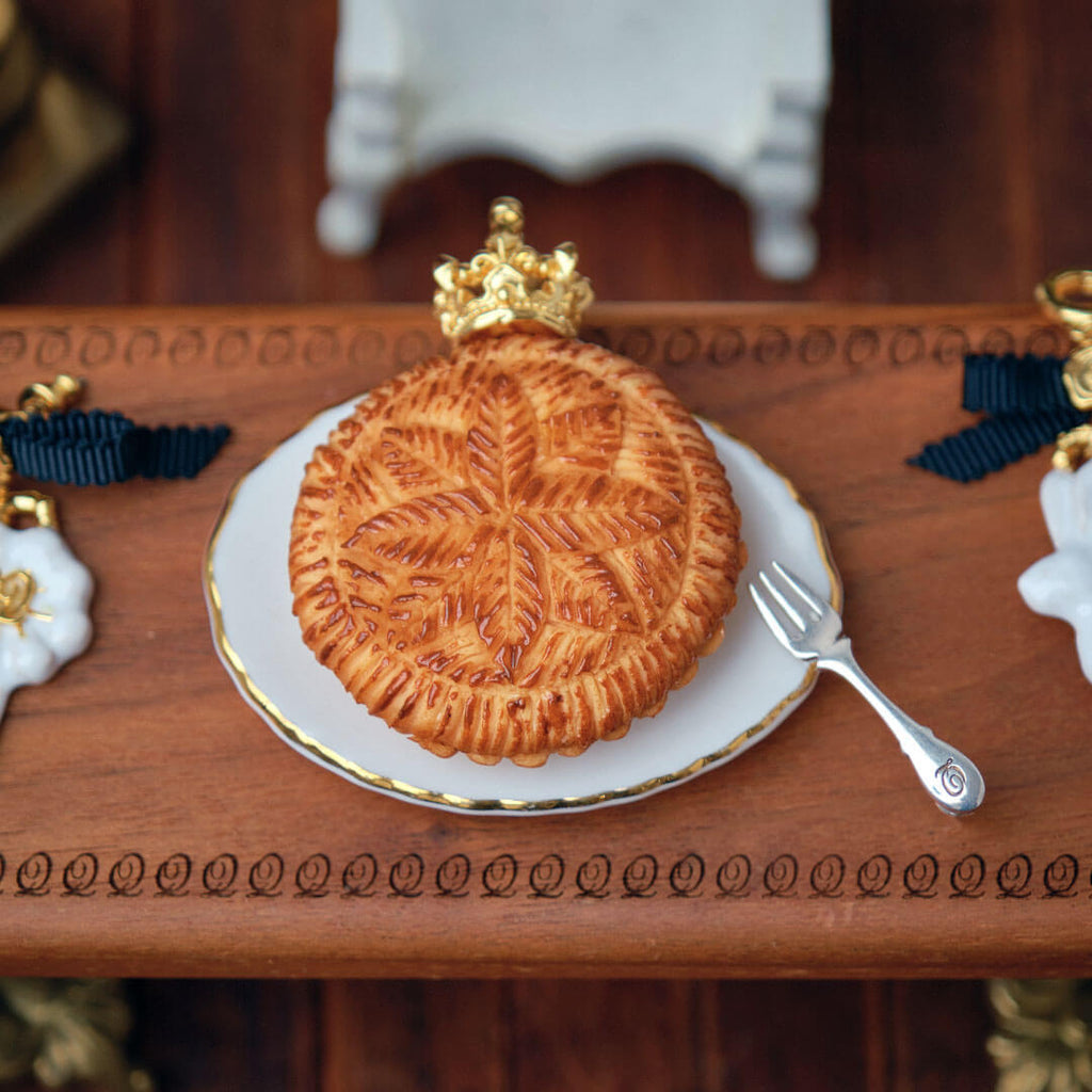 Galette des rois, feve, Crown, Hong Kong