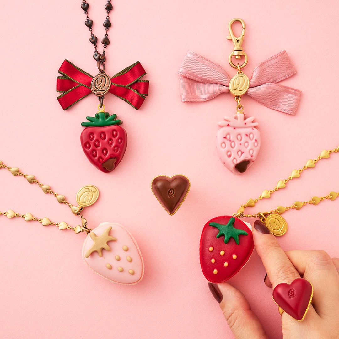 Strawberry Ganache Ribbon Bag Charm (Pink)【Japan Jewelry