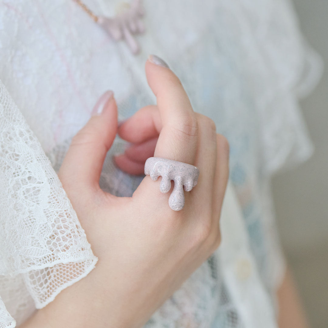 Melt Ring (Strawberry Chocolate)【Japan Jewelry】