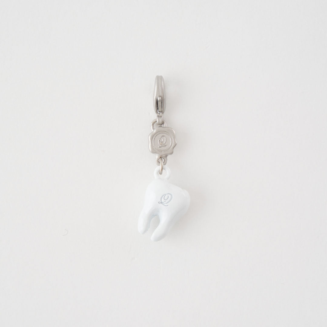 【Special Package】White Tooth Charm【Japan Jewelry】