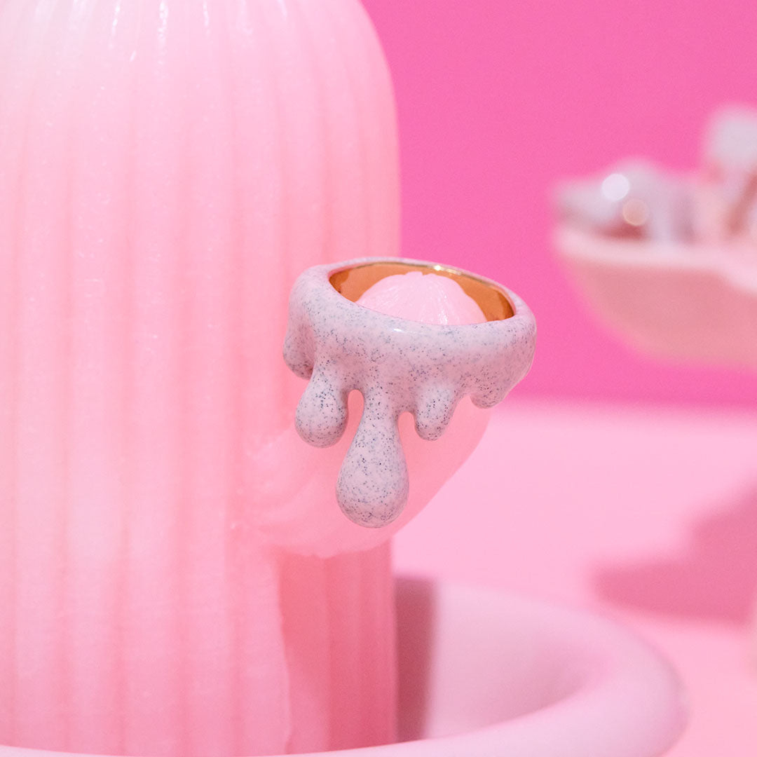 Melt Ring (Strawberry Chocolate)【Japan Jewelry】