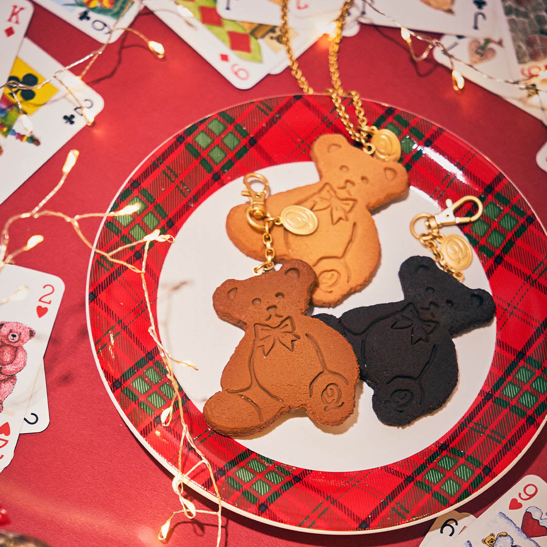 Freshly Baked Teddy Bear Cookie Bag Charm (Caramel)【Japan Jewelry