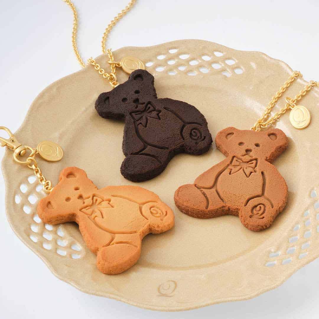 Freshly Baked Teddy Bear Cookie Bag Charm (Plain)【Japan Jewelry