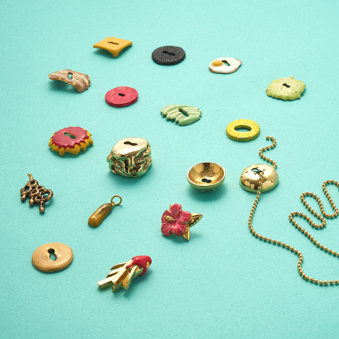 Side Menu Pickles Charm (Gold)【Japan Jewelry】