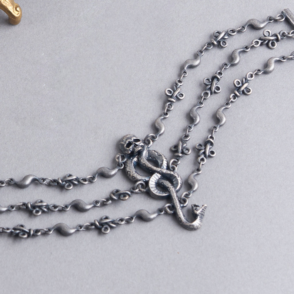 Harry Potter Collaboration】Dark Mark Bracelet【Japan Jewelry】 – Japan Jewelry  Brand Q-pot. International Online Shop