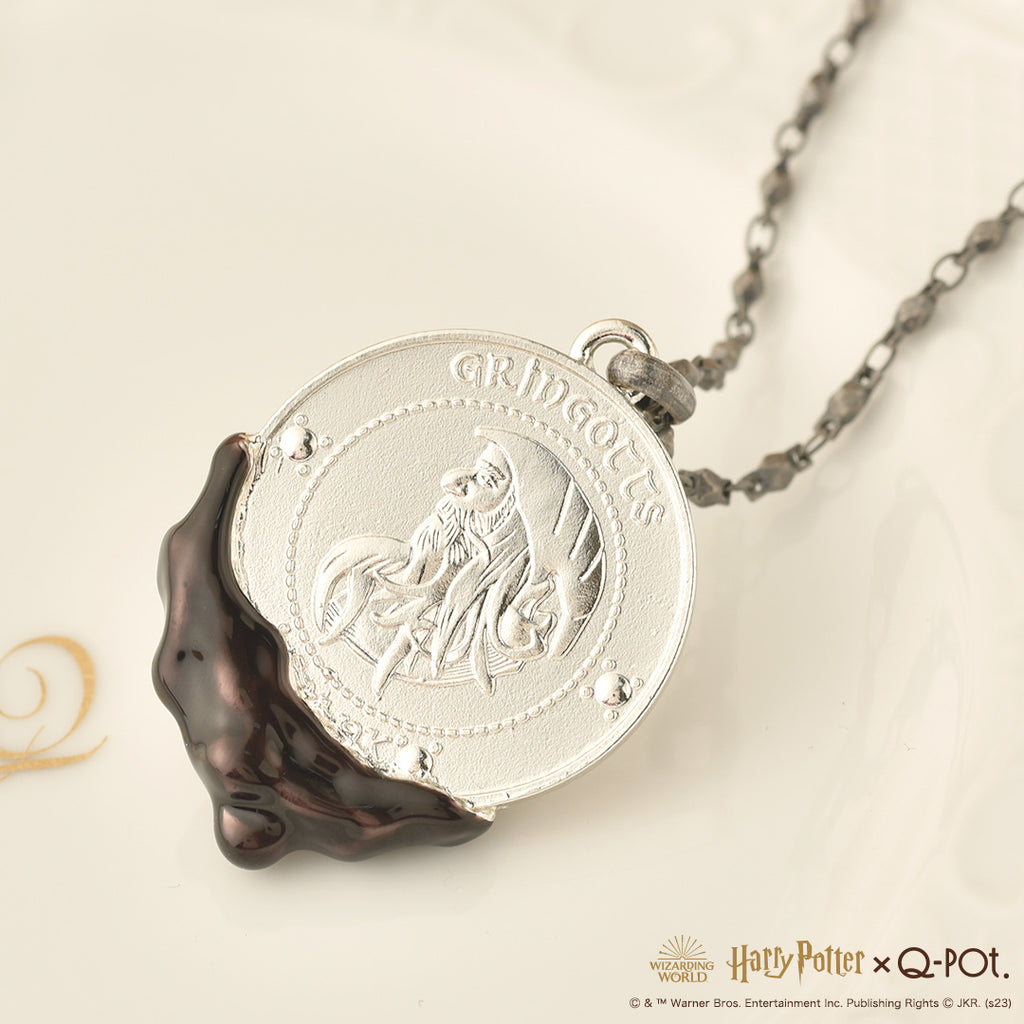【Harry Potter × Q-pot. collaboration】Gringotts Bank Chocolate Coin Necklace【Japan Jewelry】