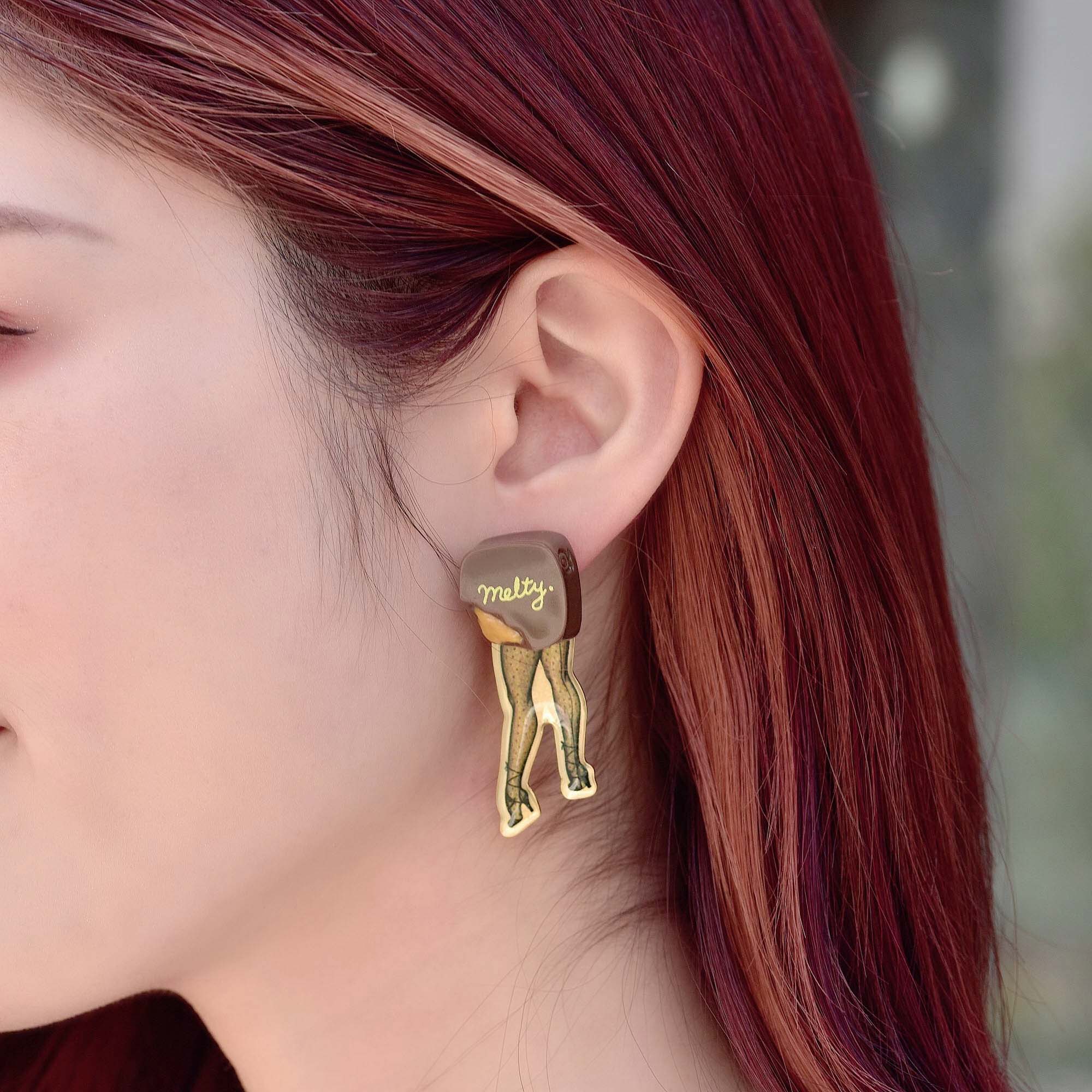 Melty Chocolat Leg Pierced Earring (1 Piece)【Japan Jewelry】