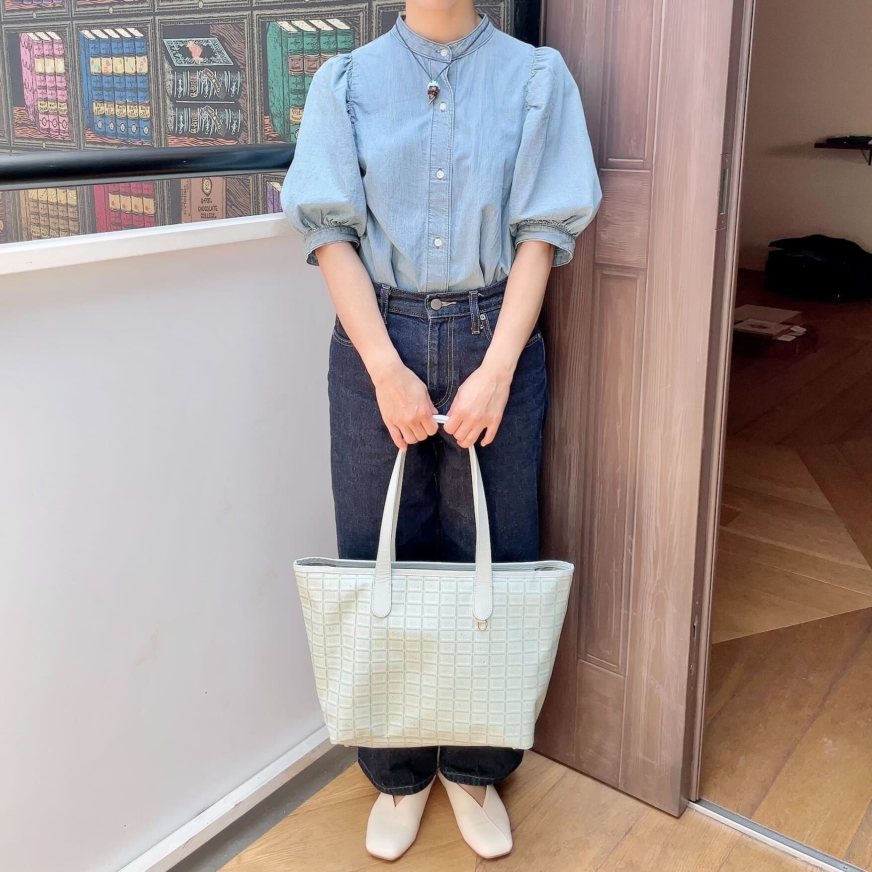 Mint Chocolate Zip Leather Tote Bag【Japan Jewelry】