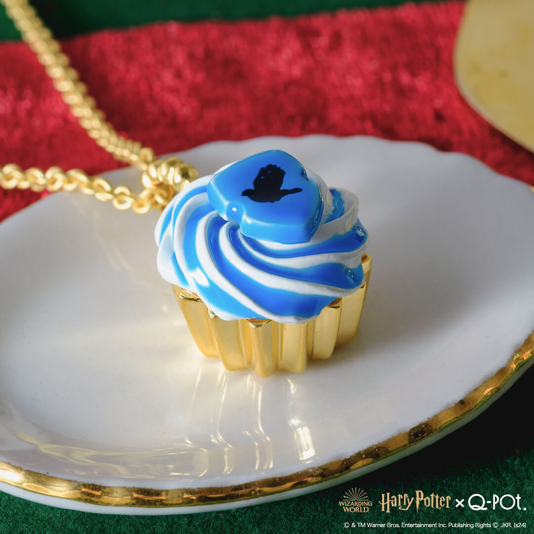 Q pot chocolate mint cup outlet cake necklace