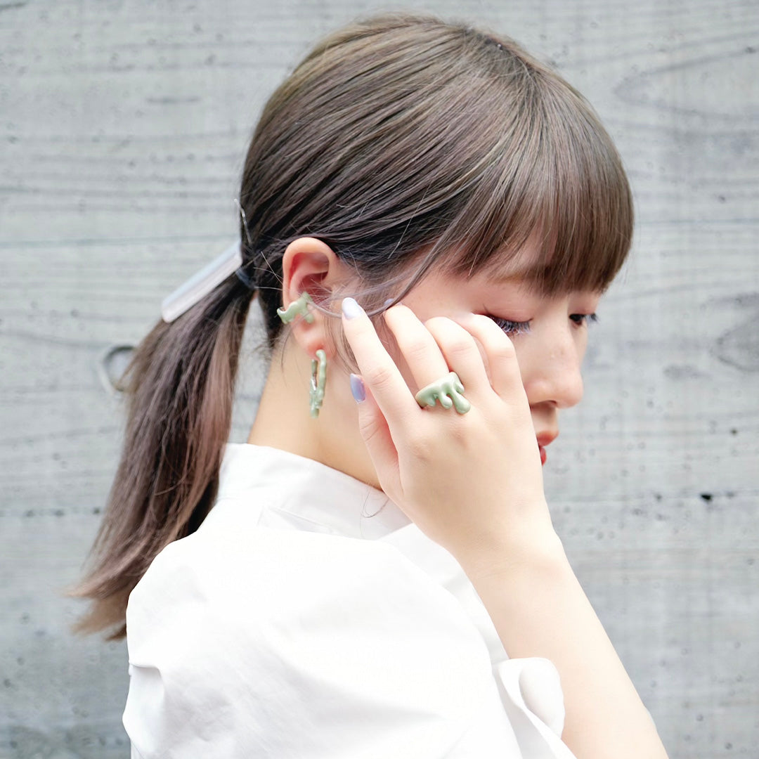 Melt Ring (Pale Green)【Japan Jewelry】
