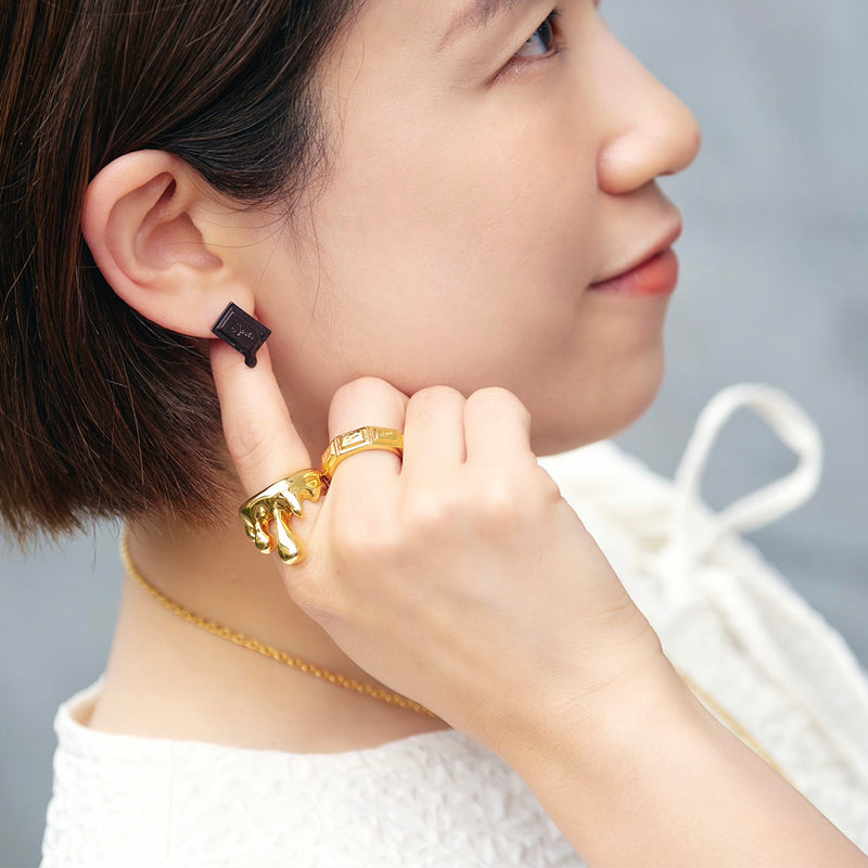 Piece of Good Luck Chocolate Pierced Earring (1 Piece)【Japan Jewelry】