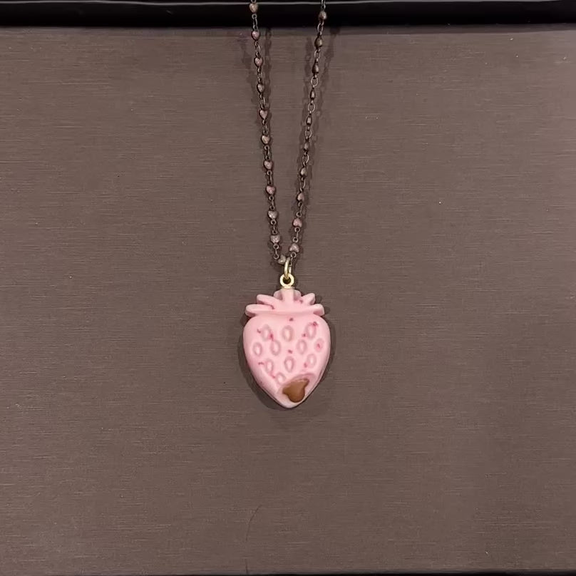 Strawberry Ganache Necklace (Pink)【Japan Jewelry】 – Japan