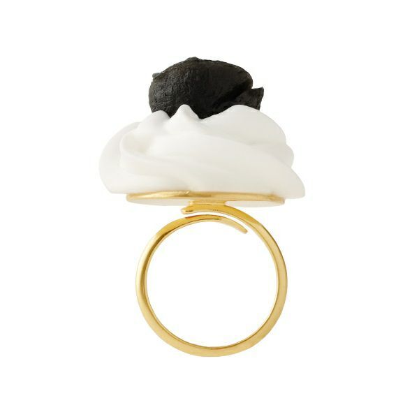 Classic Rose Whipped Cream Ring (Black)【Japan Jewelry】