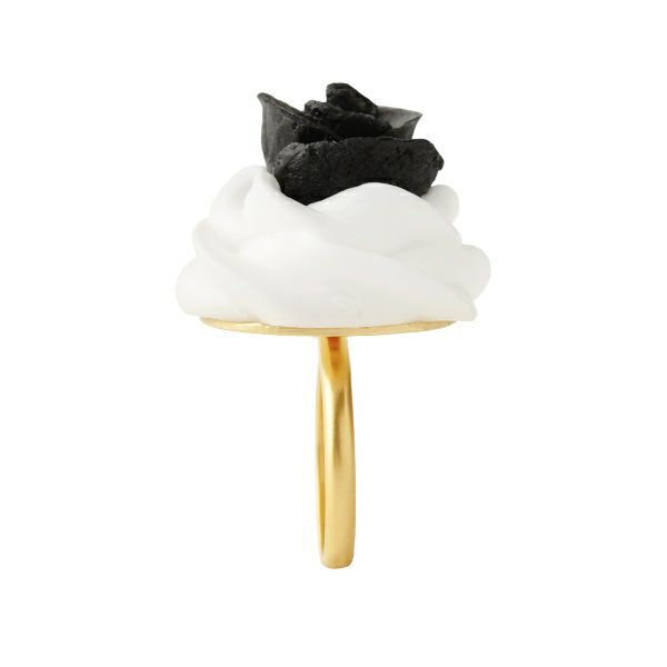 Classic Rose Whipped Cream Ring (Black)【Japan Jewelry】