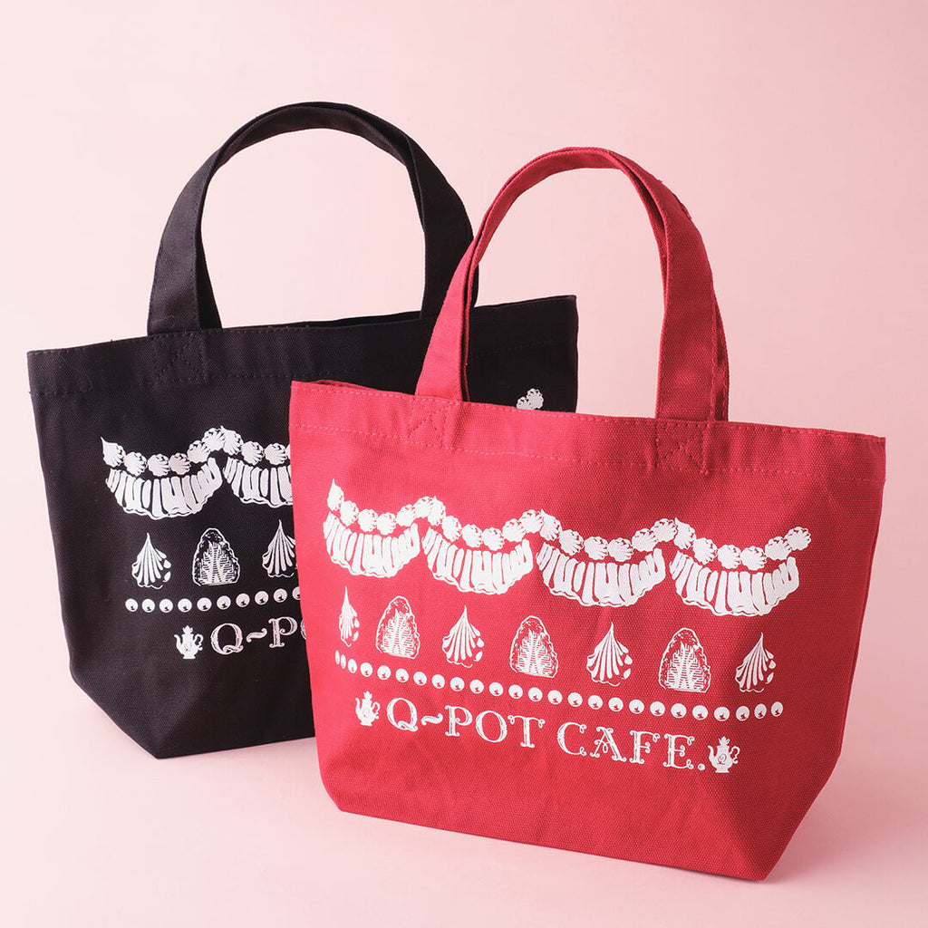 Qpot CAFE. Whipped Cream & Strawberry Room Lunch Tote Bag (Red