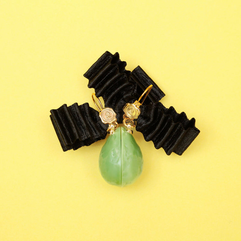 Avocado Ribbon Pierced Earrings (Pair)【Japan Jewelry】