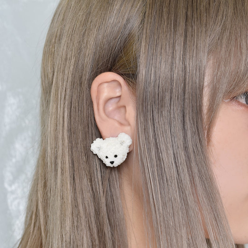 Polar Bear’s Face White Chocolate Cookie Pierced Earring (1 Piece)【Japan Jewelry】