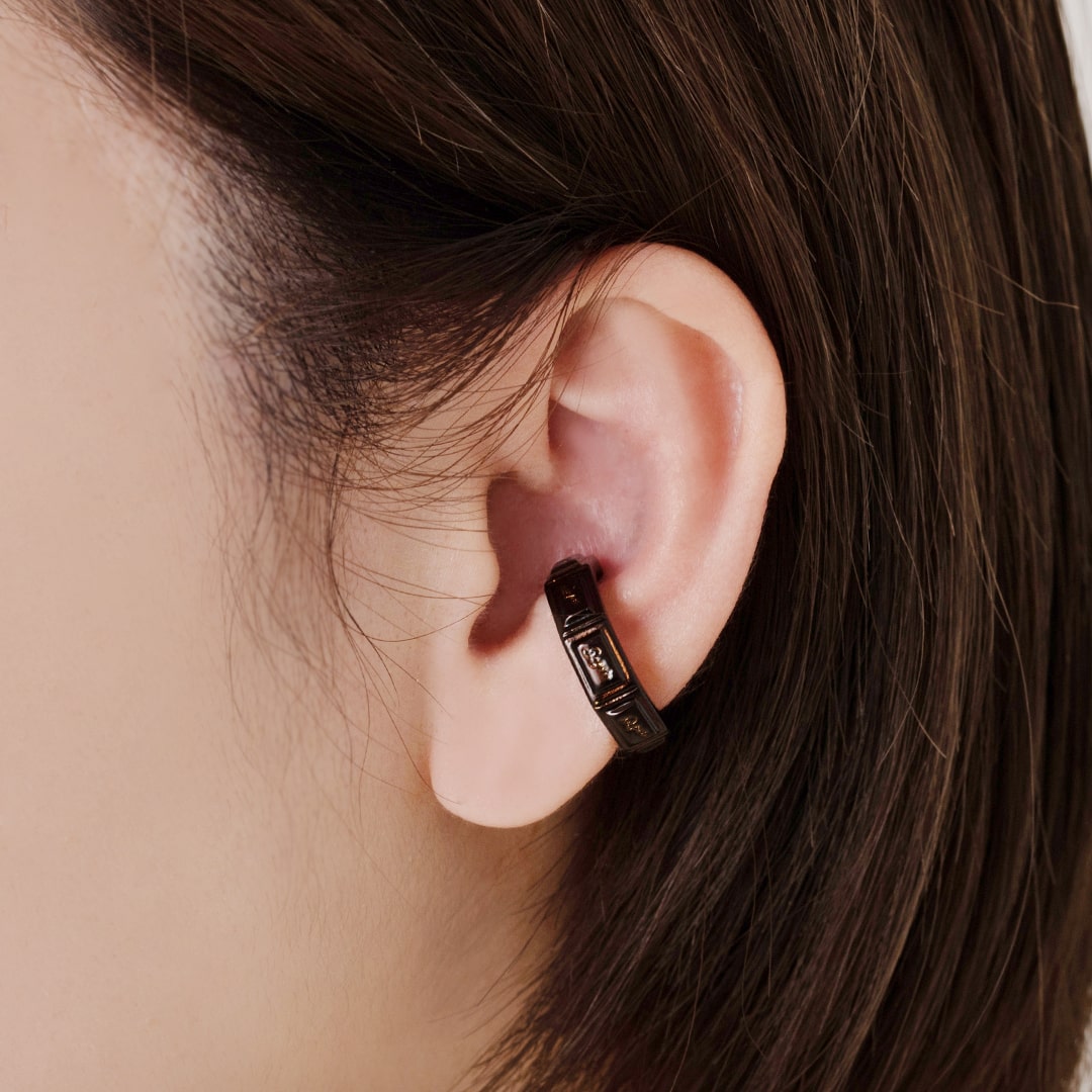 Chocolate Tablet Ear Cuff (Brown)【Japan Jewelry】