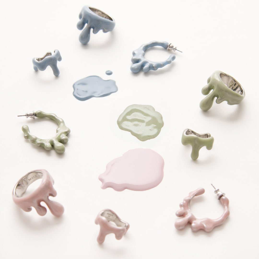 Melty Melt Hoop Pierced Earring (Pale Pink / 1 Piece)【Japan Jewelry】