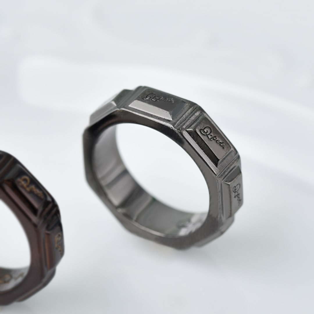 Chocolate Tablet Ring (Black)【Japan Jewelry】