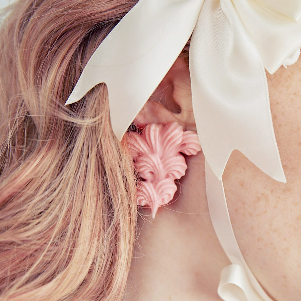 Elegant Buttercream Pierced Earring (Pink/1 Piece)【Japan Jewelry】