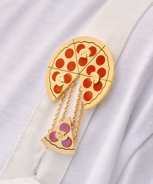 Melted Cheese Pepperoni Pizza Brooch【Japan Jewelry】