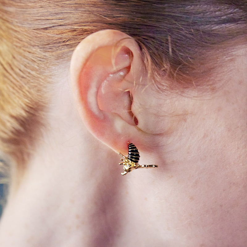 Honey Bee Stinger Pierced Earring (1 Piece)【Japan Jewelry】