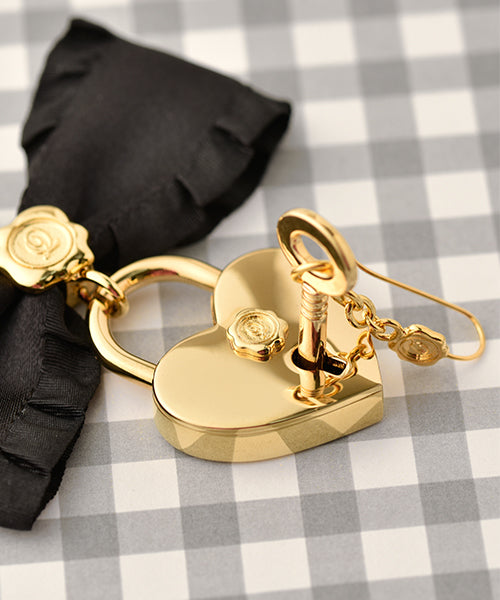 Heart Rock Padlock Necklace & Key Pierced Earrings Set【Japan Jewelry】