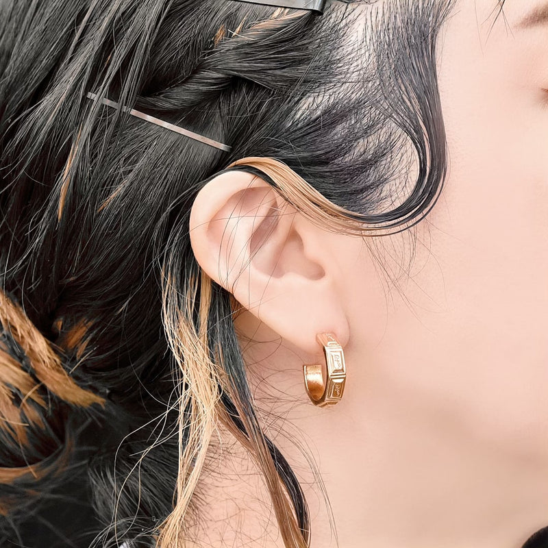Chocolate Tablet Hoop Pierced Earring (Pink Gold / 1 Piece)【Japan Jewelry】