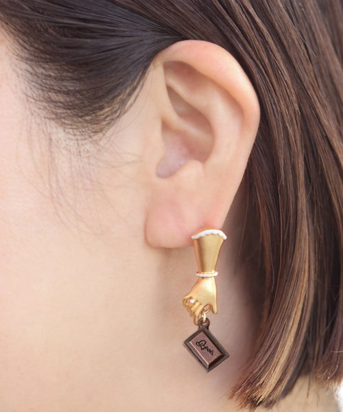 Sneak Chocolate Pierced Earrings (Pair)【Japan Jewelry】