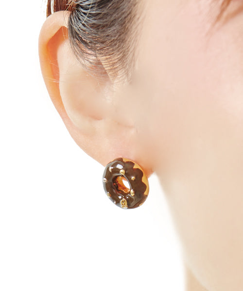 Chocolate Nuts Doughnut Pierced Earring (1 Piece)【Japan Jewelry】