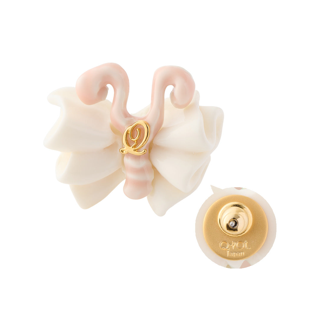 Butterfly Cream Pierced Earring (Pink / 1 Piece)【Japan Jewelry】