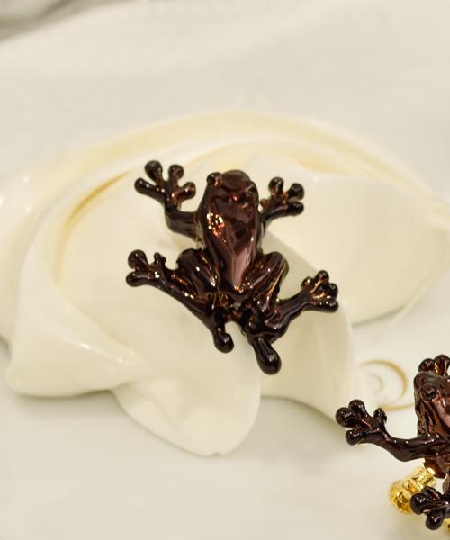 【Harry Potter × Q-pot. collaboration】Melting Chocolate Frog Pierced Earring (1 Piece)【Japan Jewelry】