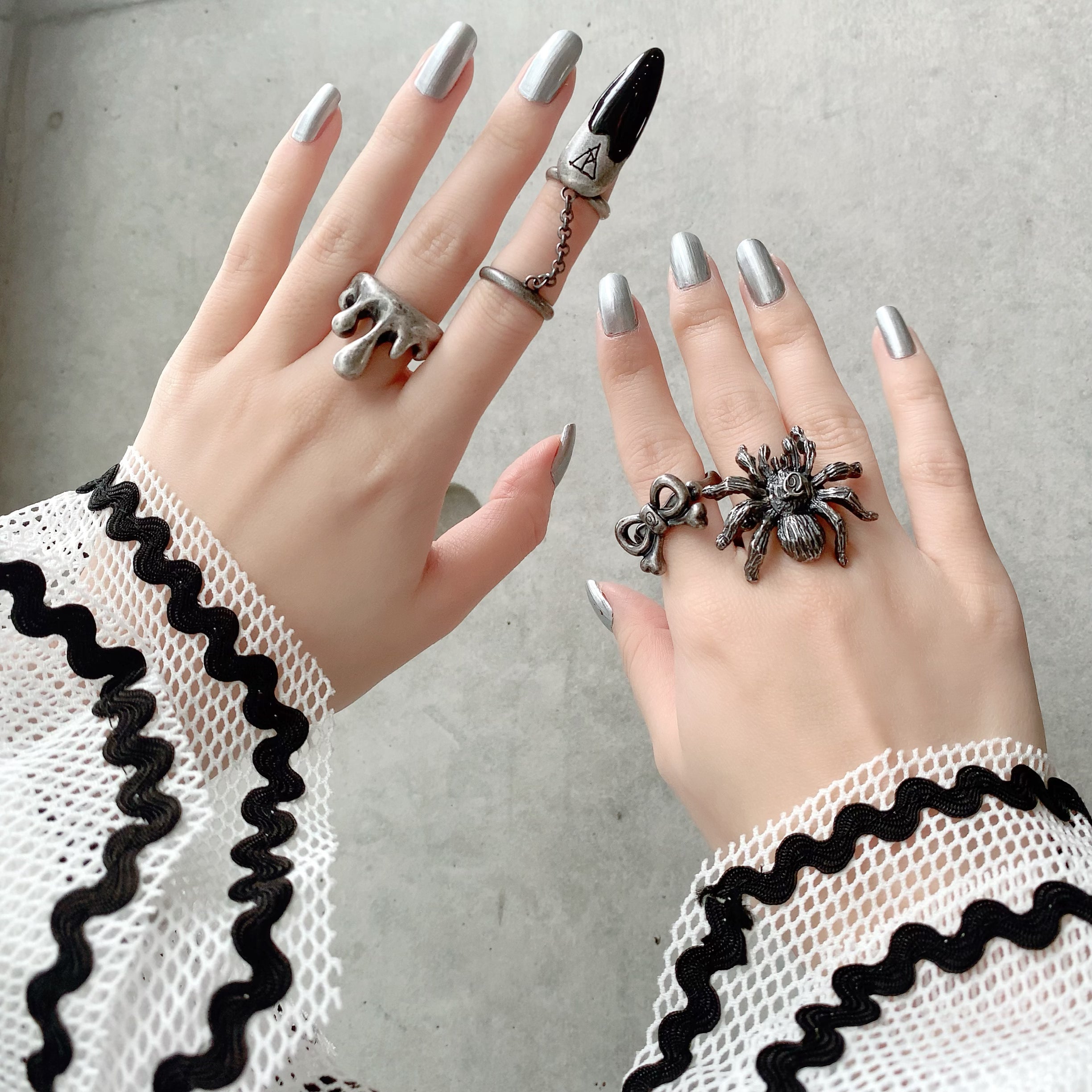 Melt Ring (Antique Silver)【Japan Jewelry】