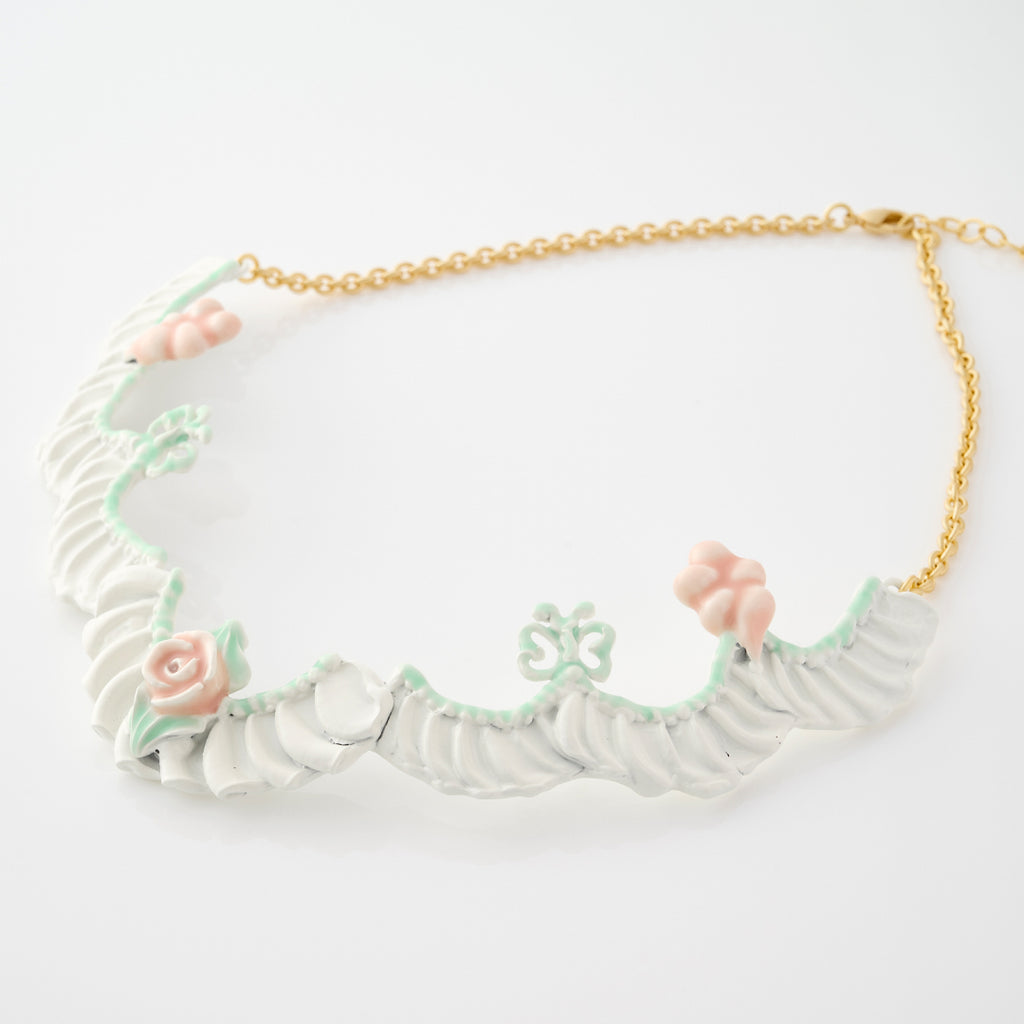 Frill Rose Cream Necklace【Japan Jewelry】