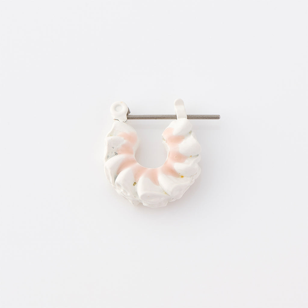 Frill Cream Small Hoop Pierced Earring (Pink / 1 Piece)【Japan Jewelry】