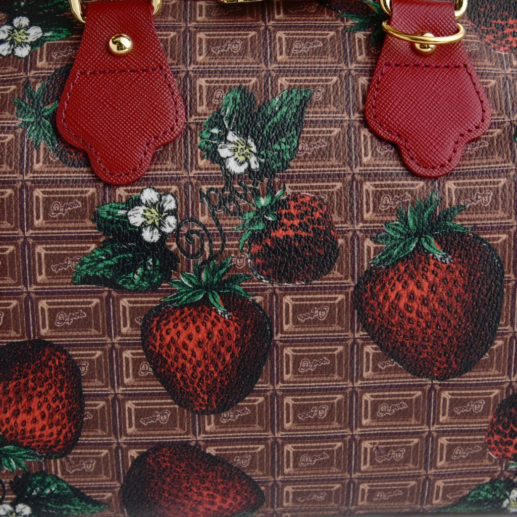 Louis Vuitton Themed Berries!  Chocolate strawberries, Chocolate covered  strawberries, Covered strawberries