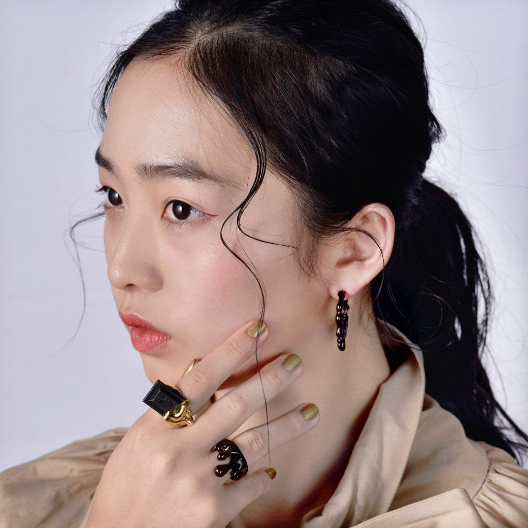 Melty Melt Hoop Pierced Earring (Brown / 1 Piece)【Japan Jewelry】