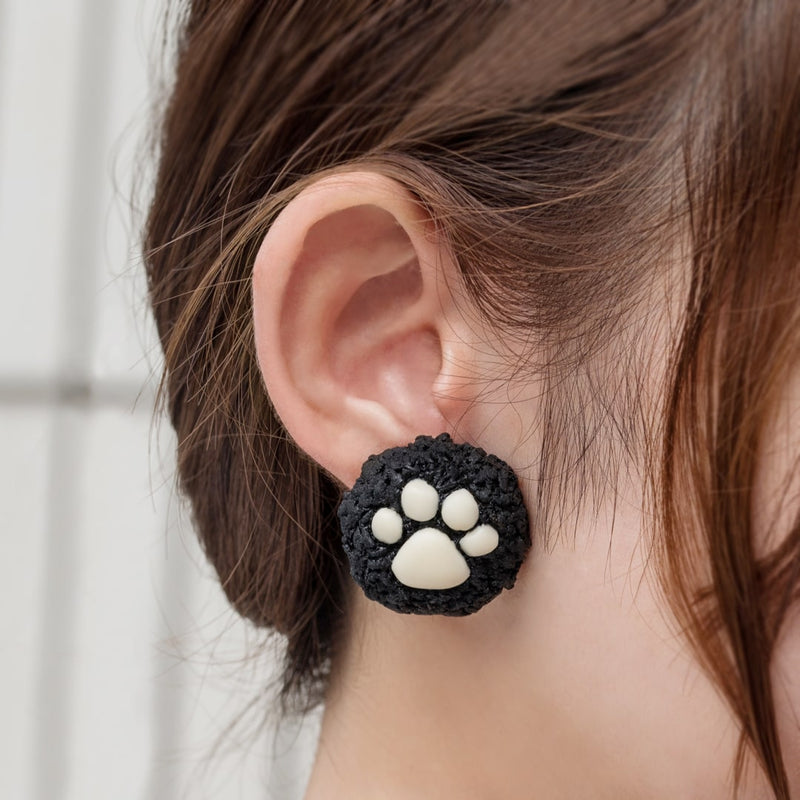 Panda’s Paw Cookie Clip-On Earring (1 Piece)【Japan Jewelry】